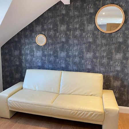 4 Bed Home Portrush Town Centre Extérieur photo