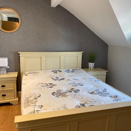 4 Bed Home Portrush Town Centre Extérieur photo